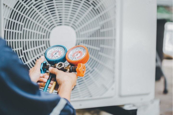 Contrôle de la pression de l'unité extérieure du système de climatisation