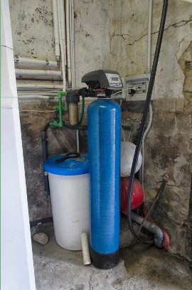 Adoucisseur d'eau installé dans le garage 3